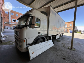 Camion fourgon VOLVO FM 300