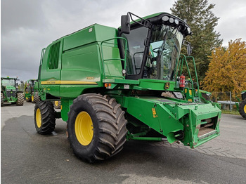 Moissonneuse-batteuse JOHN DEERE T550