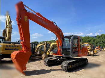 Pelle sur chenille HITACHI ZX120