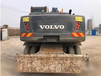 Pelle sur pneus VOLVO EW145B: photos 3