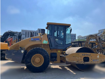 Compacteur à pieds de mouton/ Monocylindre XCMG XS143J