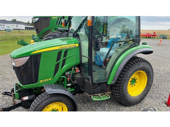 Tracteur communal JOHN DEERE