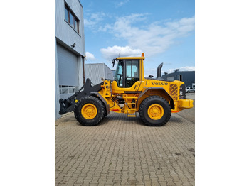Chargeuse sur pneus VOLVO L70F 2009 with new engine: photos 4