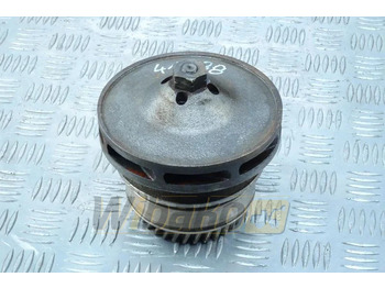 Pompe à eau LIEBHERR