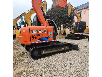 Pelle sur chenille HITACHI ZX70