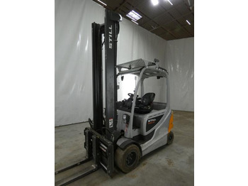 Chariot élévateur électrique STILL RX60