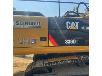 Pelle sur chenille CATERPILLAR 336D