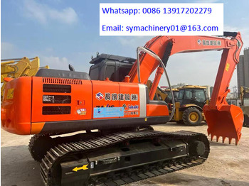 Pelle sur chenille HITACHI ZX200