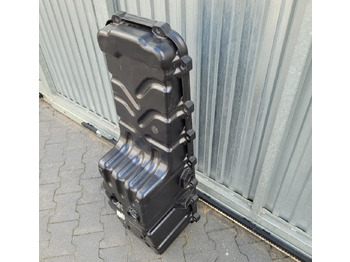 Carter d'huile pour Camion neuf MISKA OLEJOWA RENAULT RANGE T 22242776: photos 2 Carter d'huile pour Camion neuf MISKA OLEJOWA RENAULT RANGE T 22242776: photos 2