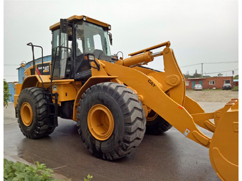Chargeuse sur pneus CATERPILLAR 980F