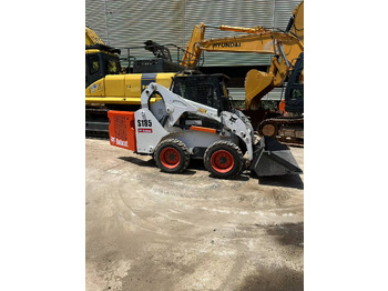 Engins de chantier BOBCAT Skid Steer Loader S185: photos 3