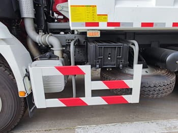 Camion benne pour transport de déchets SHACMAN Shacman F3000 6x4 Tractor Truck for Sale in Zambia: photos 5 Camion benne pour transport de déchets SHACMAN Shacman F3000 6x4 Tractor Truck for Sale in Zambia: photos 5