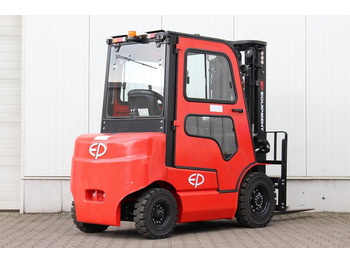 Crédit-bail de  EP EFL252 Triplex Li-ion 111Std. EP EFL252 Triplex Li-ion 111Std.: photos 5