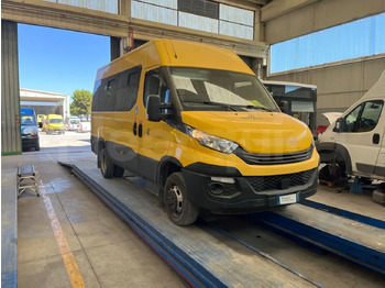 Bus scolaire IVECO Daily