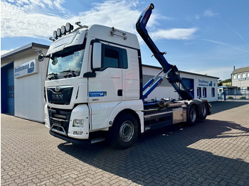 Camion ampliroll MAN TGX 26.580
