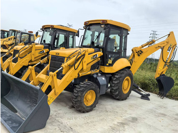 Tractopelle JCB 3CX
