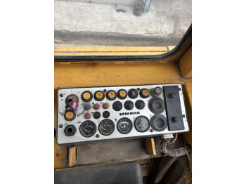 Bulldozer LIEBHERR PR 711: photos 3 Bulldozer LIEBHERR PR 711: photos 3