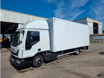 Fourgon grand volume IVECO