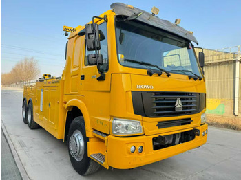 Remorqueuse SINOTRUK