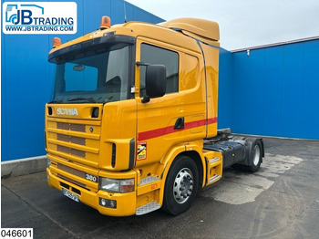 Tracteur routier SCANIA 114