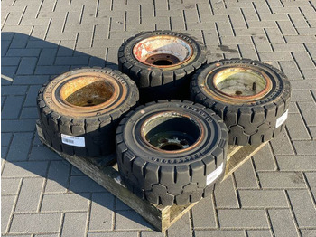 Pneus et jantes TRELLEBORG