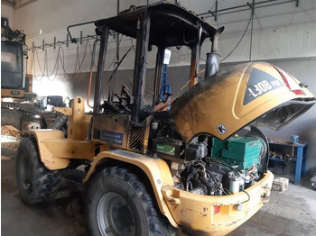 Chargeuse sur pneus Volvo L 30 B-Z / SX (For parts): photos 3