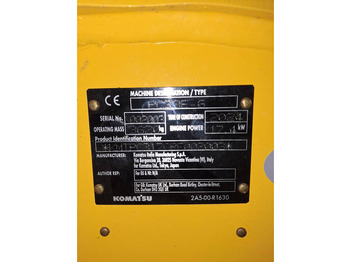 Mini pelle Komatsu PC33E-6: photos 3 Mini pelle Komatsu PC33E-6: photos 3