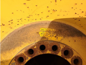 Pneus et jantes pour Engins de chantier Komatsu WA380 4x RIM ASSY 423-30-62201: photos 3