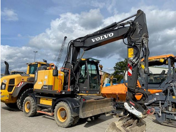 Pelle sur pneus VOLVO EWR150E