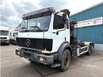 Camion ampliroll MERCEDES-BENZ SK 2527
