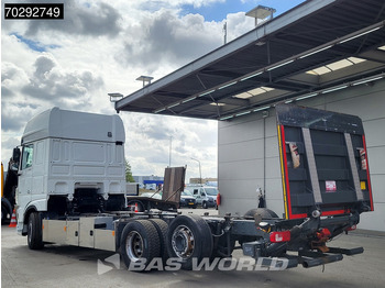 Crédit-bail de DAF XF 530 XF 6X2 2000kg Ladebordwand Lift+Steering-Axle Navi ACC Euro 6 DAF XF 530 XF 6X2 2000kg Ladebordwand Lift+Steering-Axle Navi ACC Euro 6: photos 2