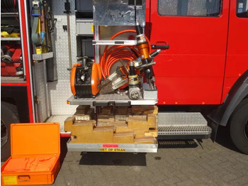 Camion de pompier MAN LE 250 godiva pump with holmatro set: photos 3