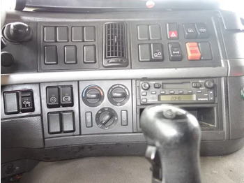 Camion citerne Volvo FM 12 18500liter tank,AIRCO,MANUAL GEARBOX: photos 4 Camion citerne Volvo FM 12 18500liter tank,AIRCO,MANUAL GEARBOX: photos 4