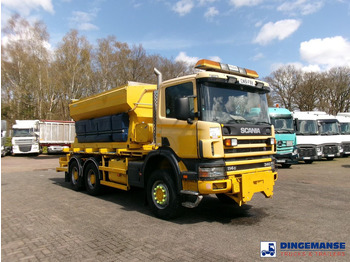 Crédit-bail de Scania P114-340 CB 6X6 RHD gritter / snow plough Scania P114-340 CB 6X6 RHD gritter / snow plough: photos 2 Crédit-bail de Scania P114-340 CB 6X6 RHD gritter / snow plough Scania P114-340 CB 6X6 RHD gritter / snow plough: photos 2
