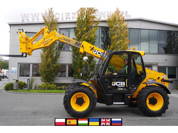 Chargeuse sur pneus télescopique JCB
