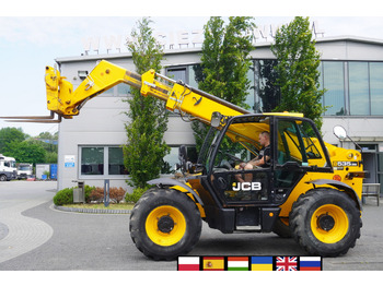 Chariot télescopique JCB