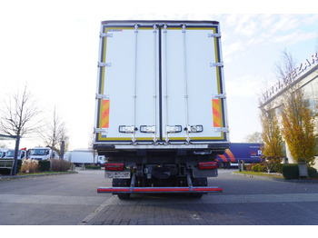 Camion frigorifique MAN TGX 26.480 / 6x2 / Igloocar refrigerator 18 pallets / Thermoking: photos 3 Camion frigorifique MAN TGX 26.480 / 6x2 / Igloocar refrigerator 18 pallets / Thermoking: photos 3