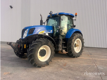 Tracteur agricole NEW HOLLAND T7000