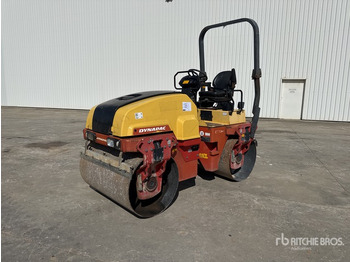 Rouleau compresseur DYNAPAC