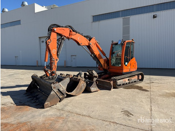 Pelle sur chenille MECALAC