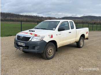 Pick-up TOYOTA Hilux