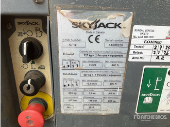Nacelle à mât vertical 2017 Skyjack SJ12 Vertical Mast Lift: photos 2
