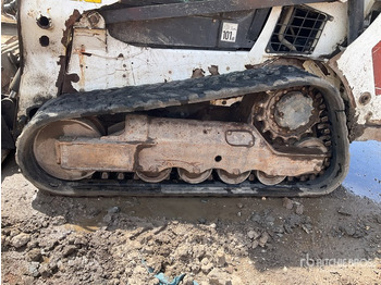 Mini chargeuse BOBCAT T590