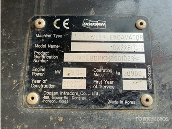 Pelle sur chenille DOOSAN DX225LC-7