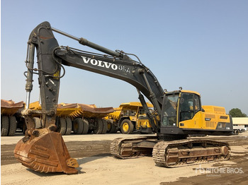 Pelle sur chenille VOLVO EC380DL