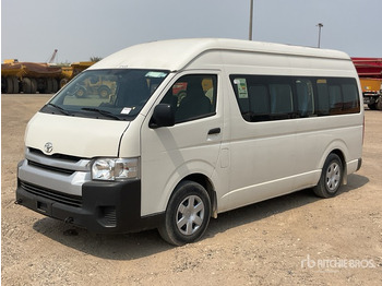 Minibus TOYOTA
