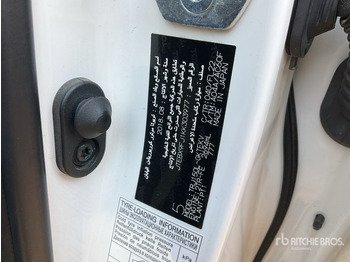 SUV 2019 Toyota Prado TX 150L 4x4 SUV: photos 2