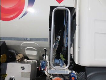 Camion citerne SCANIA G410: photos 2 Camion citerne SCANIA G410: photos 2