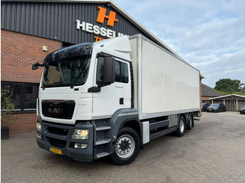 Camion fourgon MAN TGS 26.320