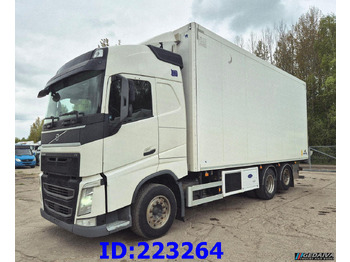 Camion frigorifique VOLVO FH13 460
